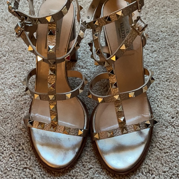 Valentino Rock-stud Caged Block Heel Sandals - Picture 7 of 13